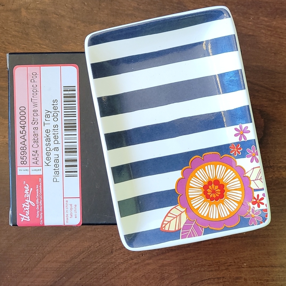 Keepsake Tray | Thirty-One - Picture 3 of 3
